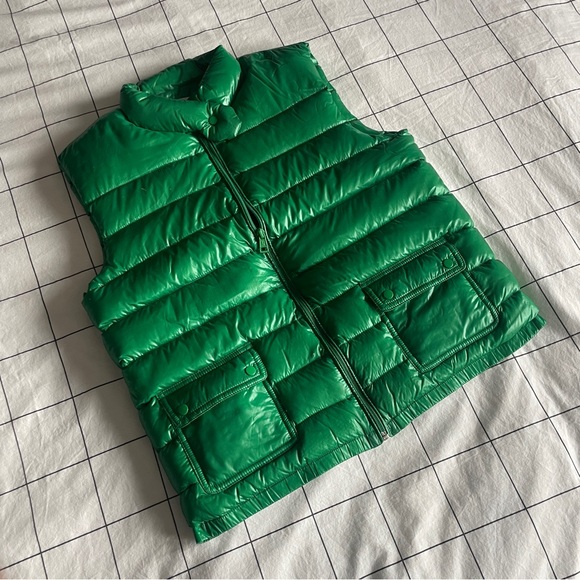 Green Down Vest (from a boutique in Korea) - Small - Picture 1 of 4